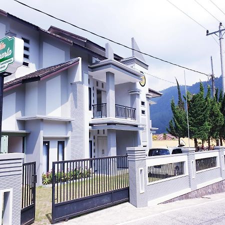 Villa Batumarta Tawangmangu Ngoại thất bức ảnh